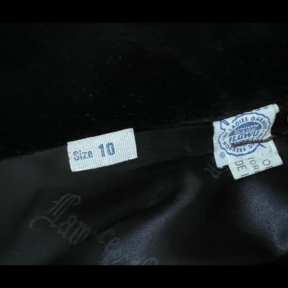 Vintage Lawrence of London Black Velvet Princess Cut Coat - Picture 8 of 8